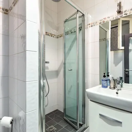 شقة Spacious And Pleasant Nest 2 Steps From Montmartre