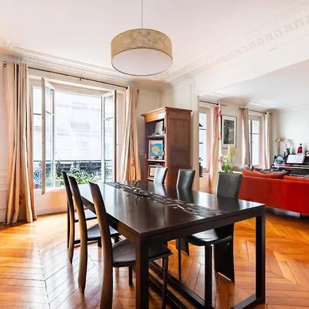 Spacious And Pleasant Nest 2 Steps From Montmartre Apartamento