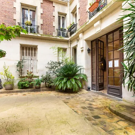 Spacious And Pleasant Nest 2 Steps From Montmartre *